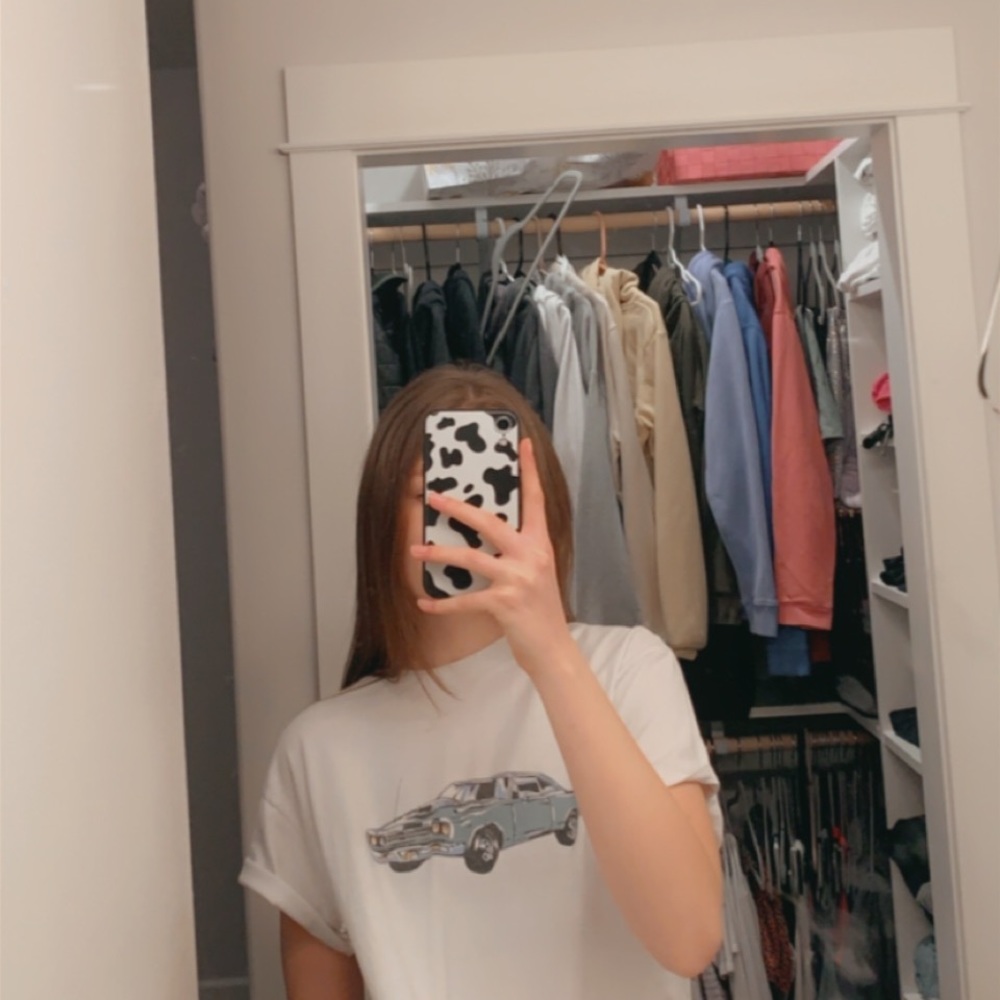 Brandy car tee🤍